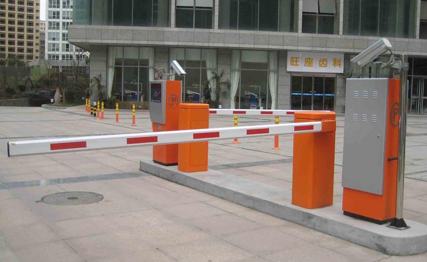 小區汽車系統識別完工