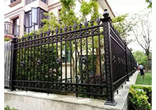 鋁合金三橫杠帶槍頭圍墻欄桿