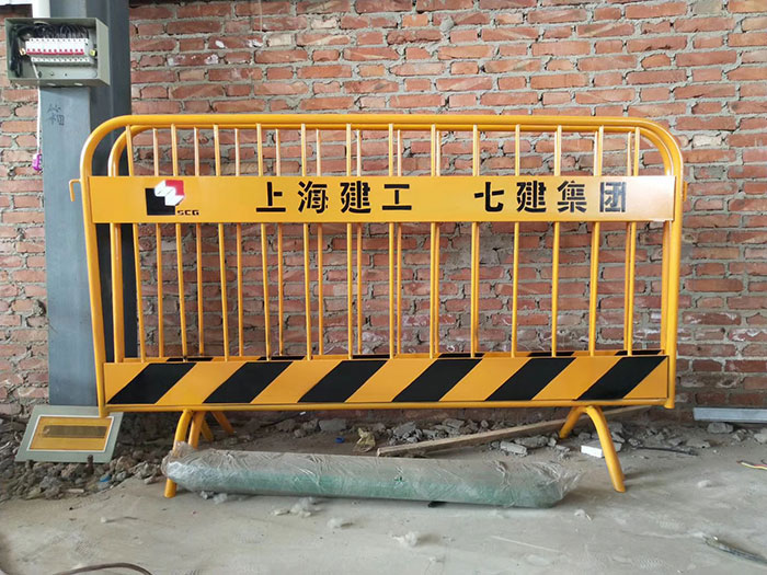 移動鐵馬移動護欄